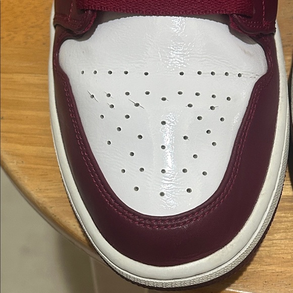 Jordan 1 Low Noble Red 553558-604 - Picture 4 of 8